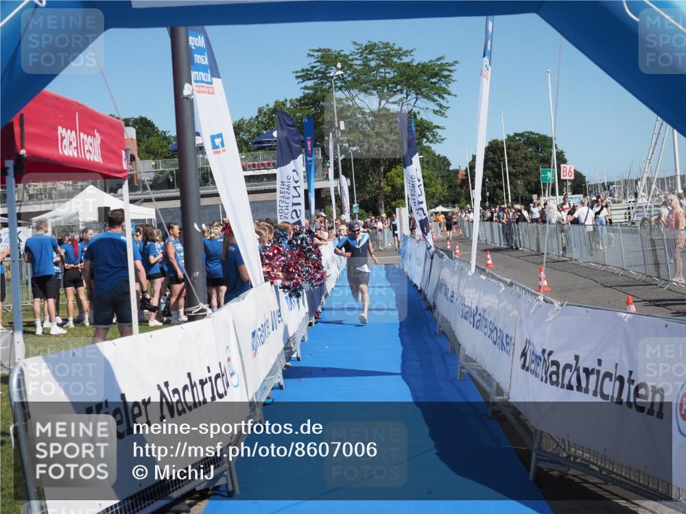 17.08.2025 - KN Förde Triathlon 2025 MichiJ http://msf.ph/oto/8607006 17.08.2025 12:24:55 Laufen 285 meine-sportfotos.de