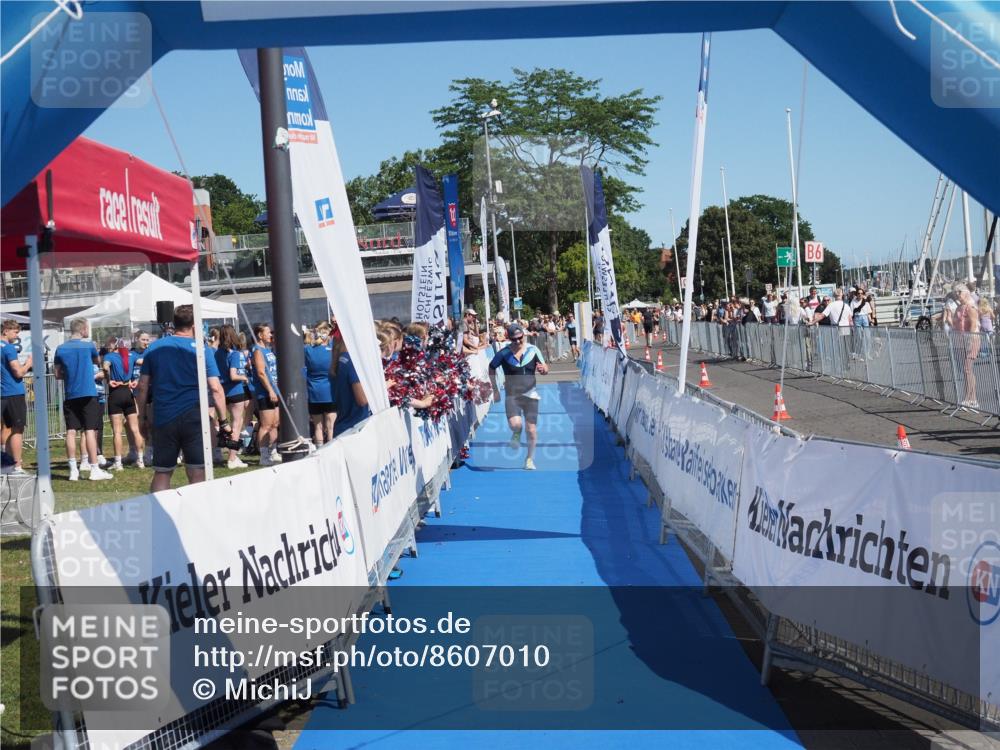 17.08.2025 - KN Förde Triathlon 2025 MichiJ http://msf.ph/oto/8607010 17.08.2025 12:24:55 Laufen 285 meine-sportfotos.de