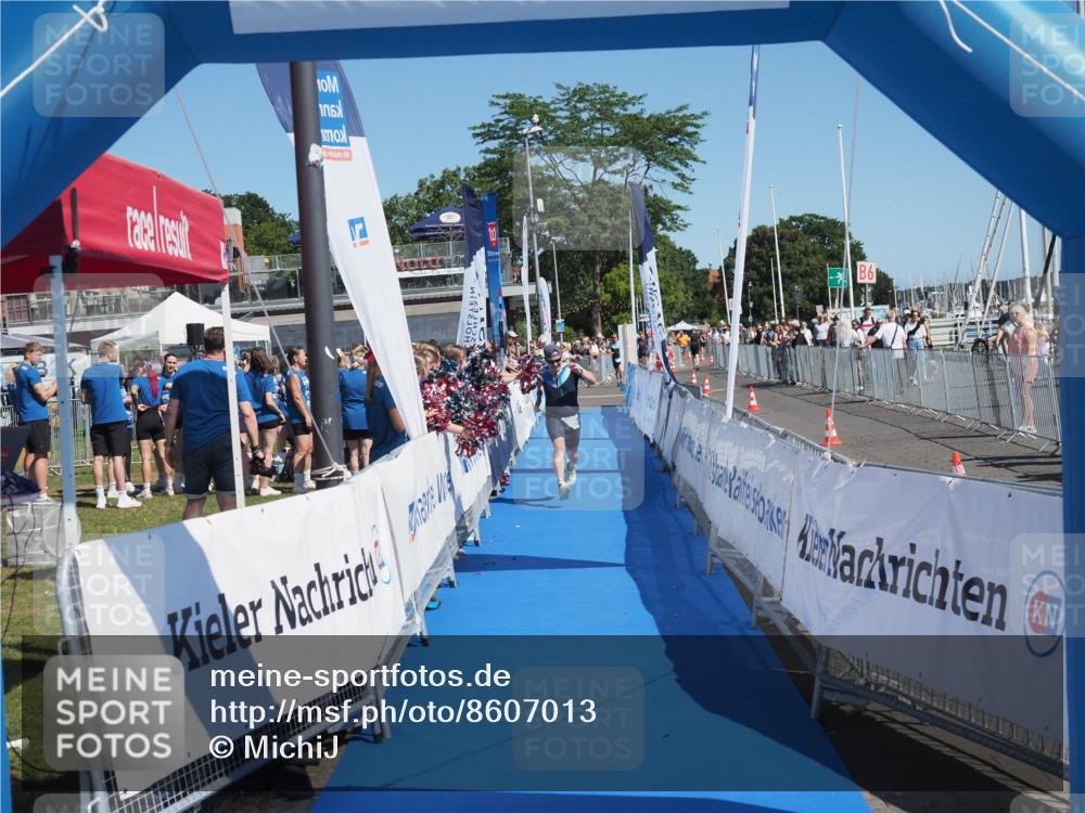 17.08.2025 - KN Förde Triathlon 2025 MichiJ http://msf.ph/oto/8607013 17.08.2025 12:24:56 Laufen 285 meine-sportfotos.de