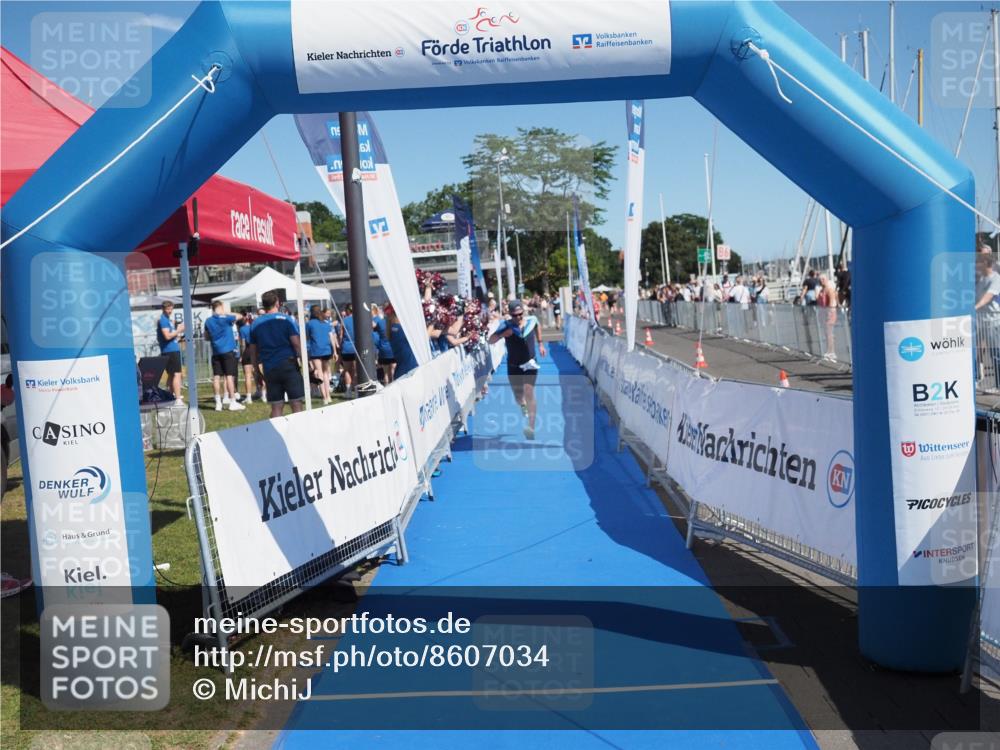 17.08.2025 - KN Förde Triathlon 2025 MichiJ http://msf.ph/oto/8607034 17.08.2025 12:24:56 Laufen 285 meine-sportfotos.de