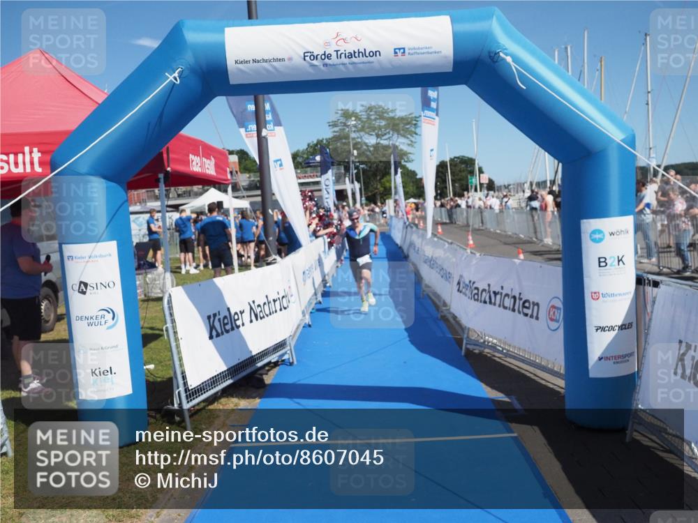 17.08.2025 - KN Förde Triathlon 2025 MichiJ http://msf.ph/oto/8607045 17.08.2025 12:24:57 Laufen 285 meine-sportfotos.de