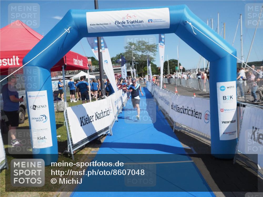 17.08.2025 - KN Förde Triathlon 2025 MichiJ http://msf.ph/oto/8607048 17.08.2025 12:24:57 Laufen 285 meine-sportfotos.de