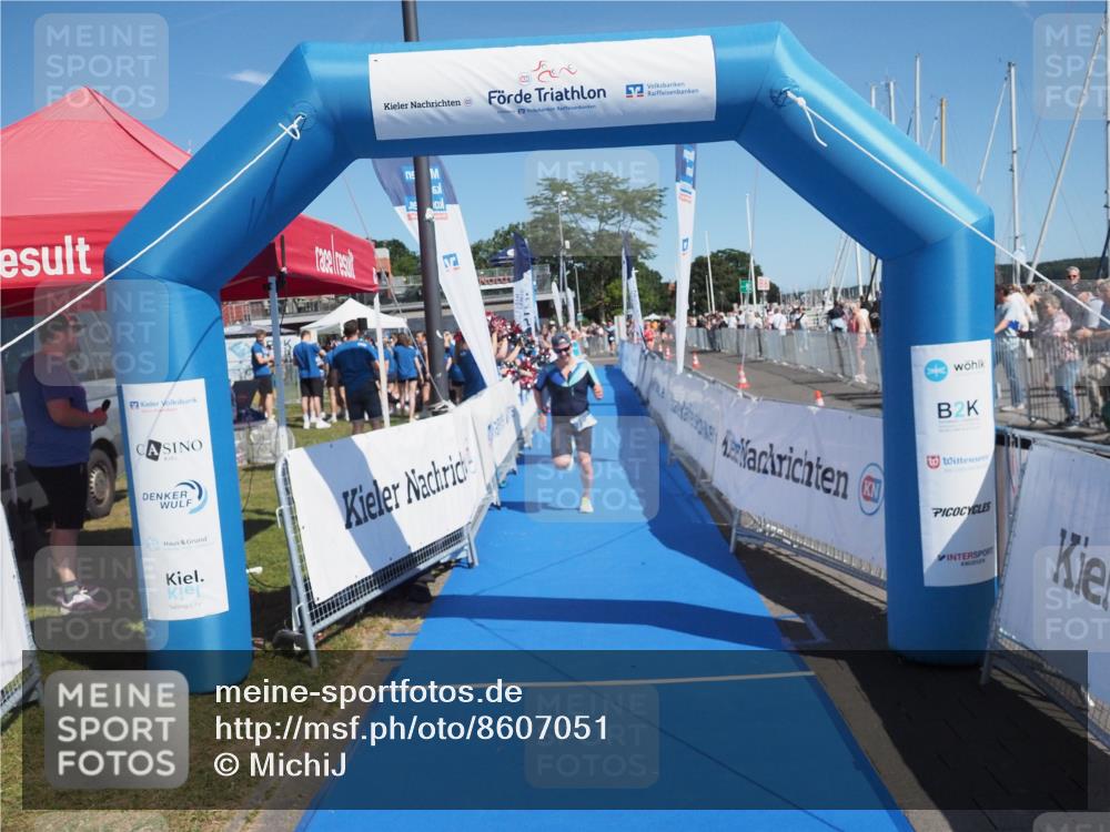 17.08.2025 - KN Förde Triathlon 2025 MichiJ http://msf.ph/oto/8607051 17.08.2025 12:24:57 Laufen 285 meine-sportfotos.de