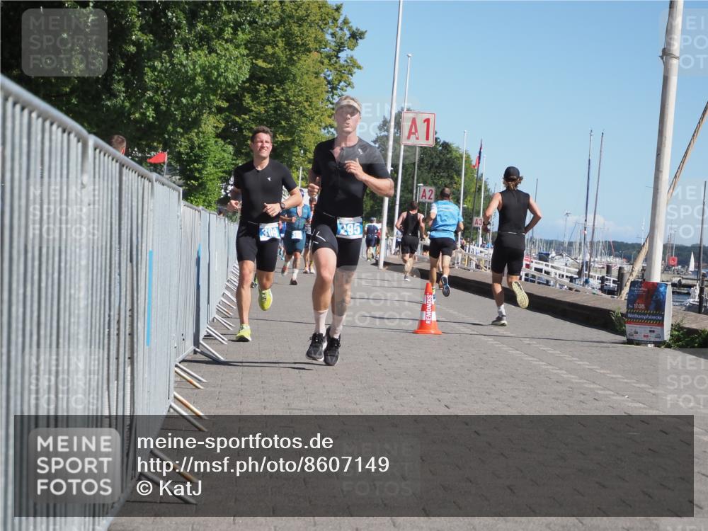 17.08.2025 - KN Förde Triathlon 2025 KatJ http://msf.ph/oto/8607149 17.08.2025 12:00:02 Laufen 295, 309, 387 meine-sportfotos.de