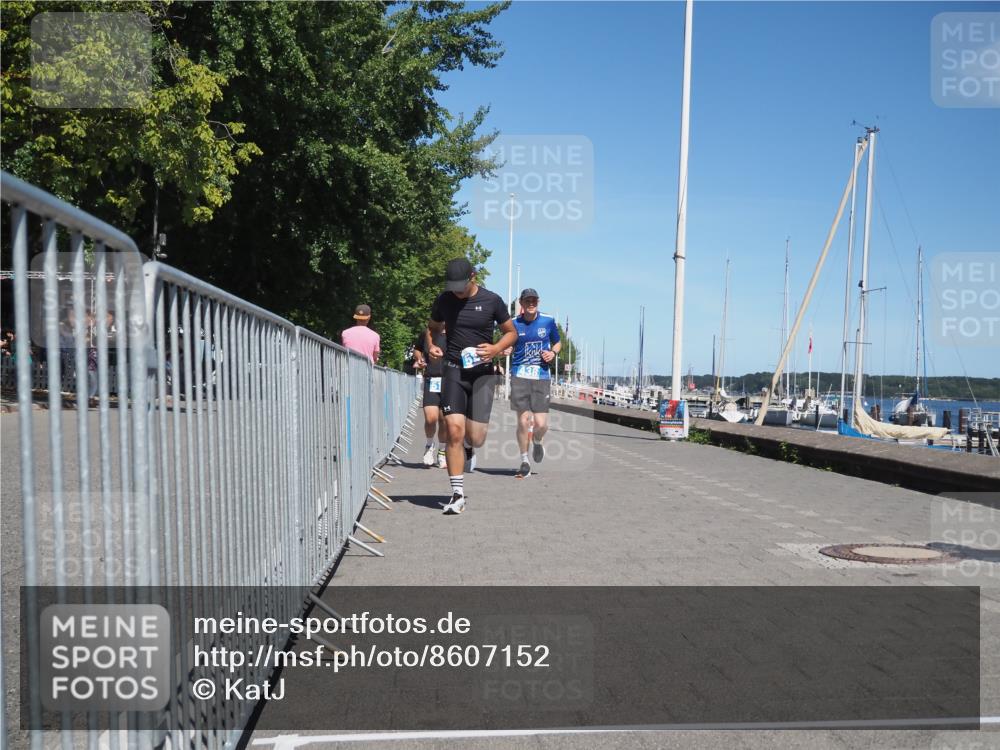 17.08.2025 - KN Förde Triathlon 2025 KatJ http://msf.ph/oto/8607152 17.08.2025 13:51:43 Laufen 438, 511, 526, 532 meine-sportfotos.de