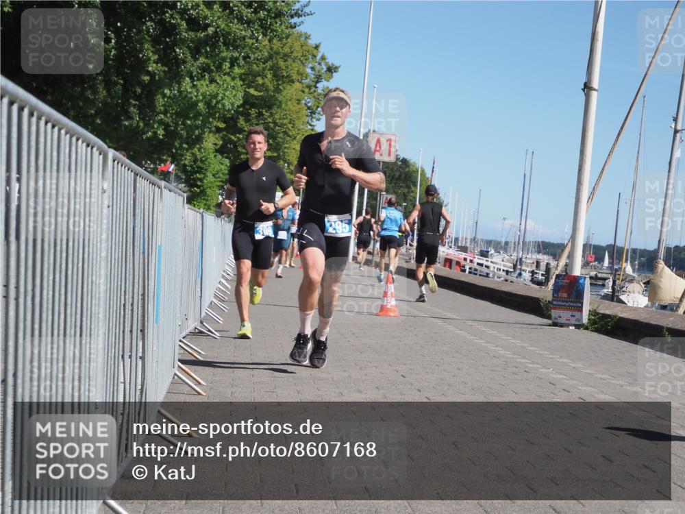 17.08.2025 - KN Förde Triathlon 2025 KatJ http://msf.ph/oto/8607168 17.08.2025 12:00:03 Laufen 266, 295, 309 meine-sportfotos.de