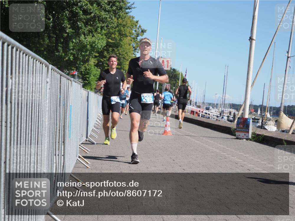 17.08.2025 - KN Förde Triathlon 2025 KatJ http://msf.ph/oto/8607172 17.08.2025 12:00:03 Laufen 266, 295, 309 meine-sportfotos.de
