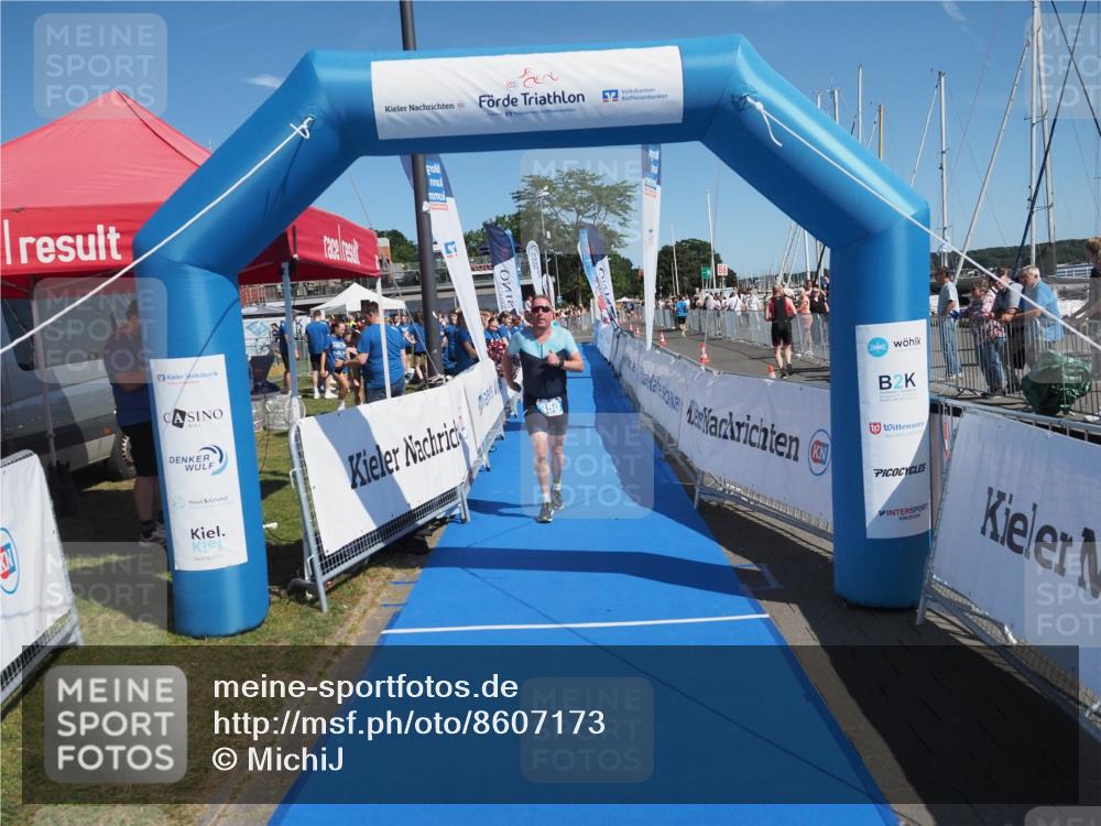 17.08.2025 - KN Förde Triathlon 2025 MichiJ http://msf.ph/oto/8607173 17.08.2025 12:25:16 Laufen 350 meine-sportfotos.de