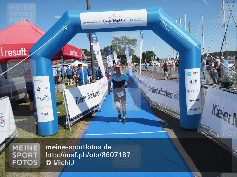 17.08.2025 - KN Förde Triathlon 2025 MichiJ http://msf.ph/oto/8607187 17.08.2025 12:25:17 Laufen 350 meine-sportfotos.de