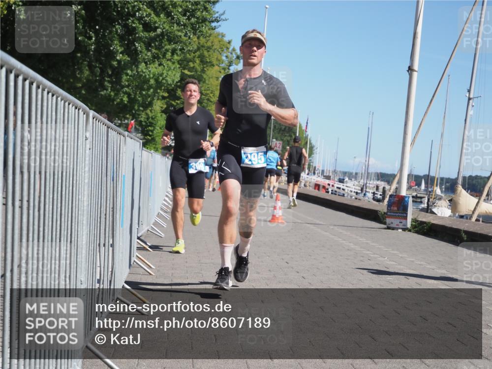 17.08.2025 - KN Förde Triathlon 2025 KatJ http://msf.ph/oto/8607189 17.08.2025 12:00:04 Laufen 266, 295, 304, 309 meine-sportfotos.de