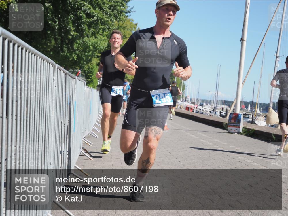 17.08.2025 - KN Förde Triathlon 2025 KatJ http://msf.ph/oto/8607198 17.08.2025 12:00:04 Laufen 266, 295, 304, 309 meine-sportfotos.de