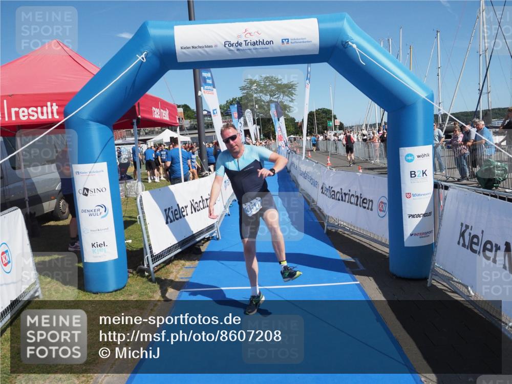 17.08.2025 - KN Förde Triathlon 2025 MichiJ http://msf.ph/oto/8607208 17.08.2025 12:25:17 Laufen 350 meine-sportfotos.de