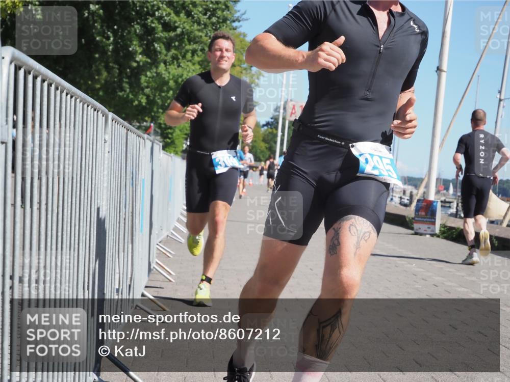 17.08.2025 - KN Förde Triathlon 2025 KatJ http://msf.ph/oto/8607212 17.08.2025 12:00:05 Laufen 266, 295, 304, 309 meine-sportfotos.de