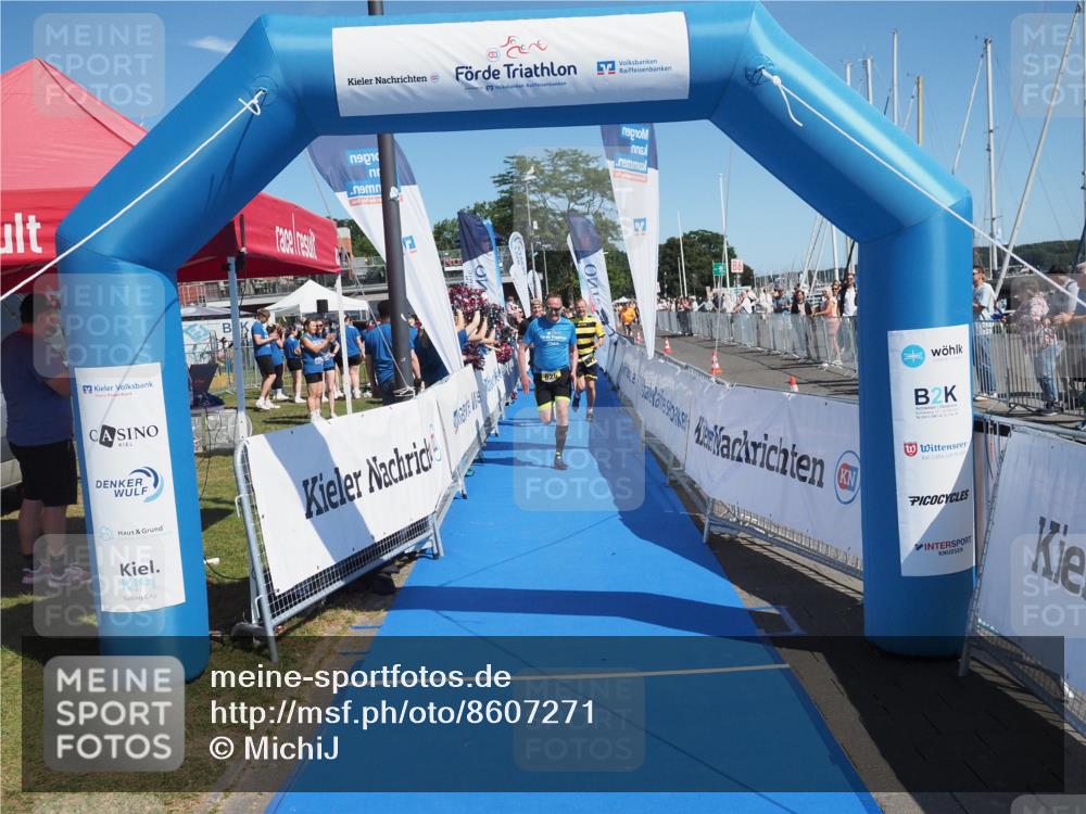 17.08.2025 - KN Förde Triathlon 2025 MichiJ http://msf.ph/oto/8607271 17.08.2025 12:25:34 Laufen 626 meine-sportfotos.de