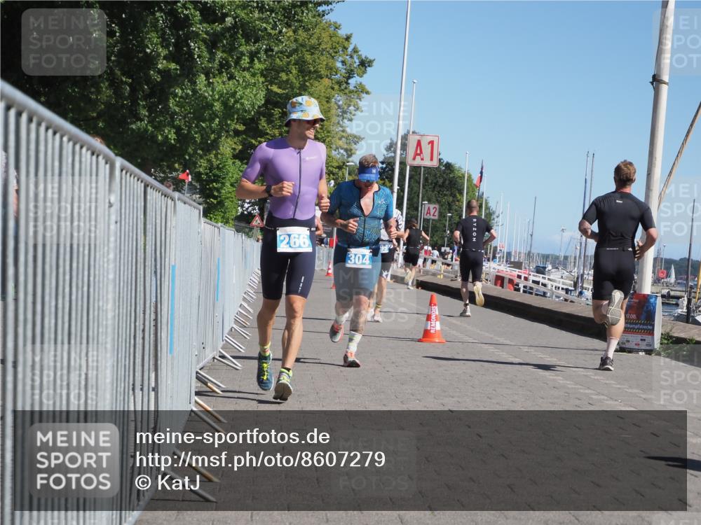 17.08.2025 - KN Förde Triathlon 2025 KatJ http://msf.ph/oto/8607279 17.08.2025 12:00:09 Laufen 266, 299, 304 meine-sportfotos.de