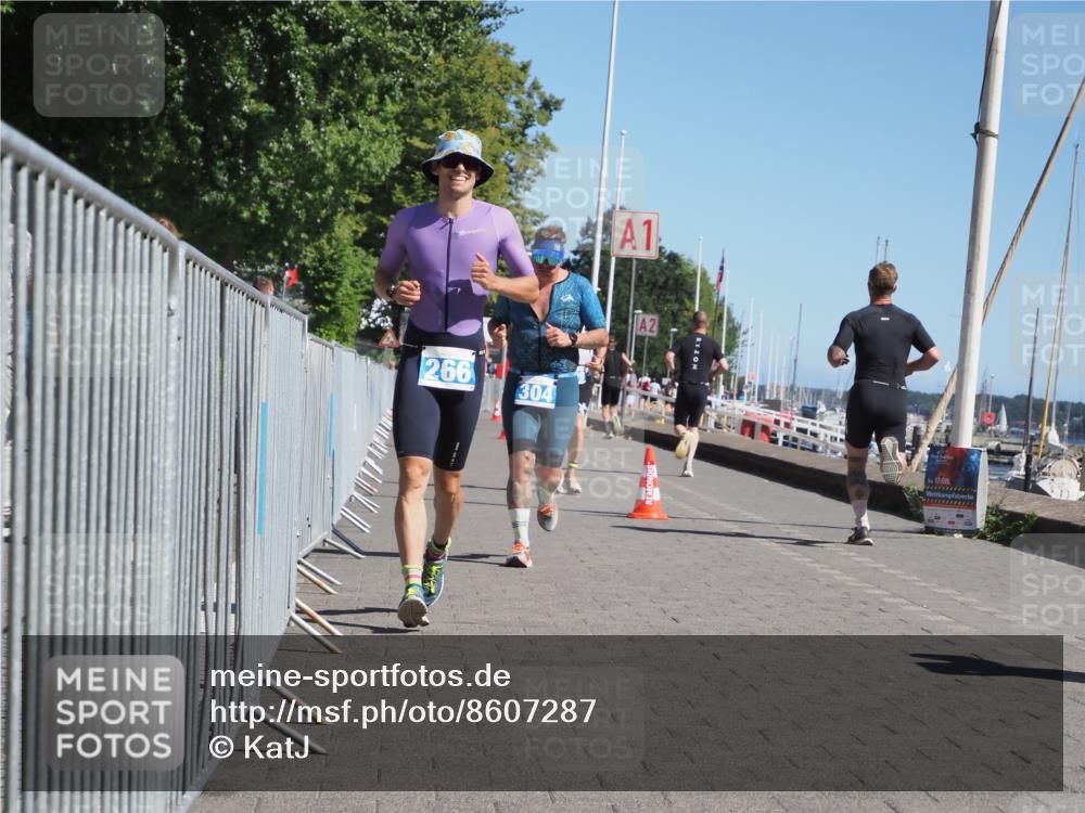 17.08.2025 - KN Förde Triathlon 2025 KatJ http://msf.ph/oto/8607287 17.08.2025 12:00:10 Laufen 266, 299, 304 meine-sportfotos.de