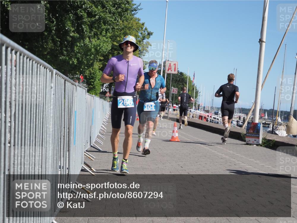 17.08.2025 - KN Förde Triathlon 2025 KatJ http://msf.ph/oto/8607294 17.08.2025 12:00:10 Laufen 266, 299, 304 meine-sportfotos.de