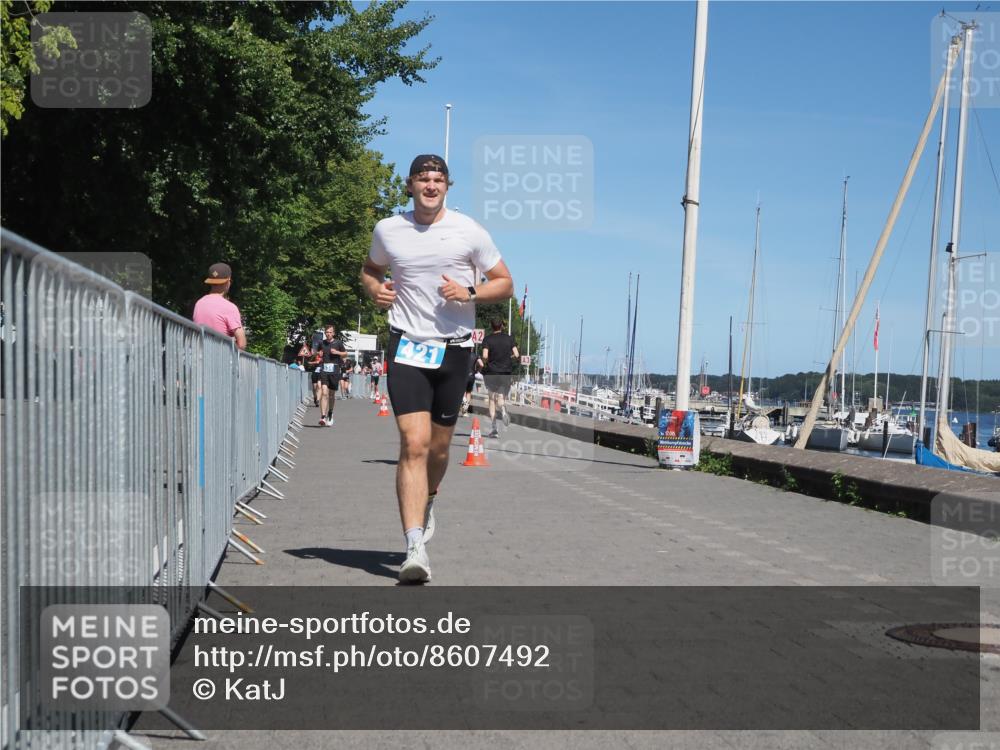17.08.2025 - KN Förde Triathlon 2025 KatJ http://msf.ph/oto/8607492 17.08.2025 13:53:03 Laufen 421, 533, 534 meine-sportfotos.de