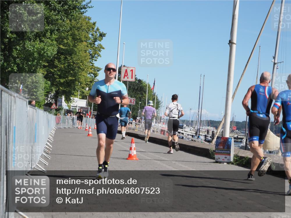 17.08.2025 - KN Förde Triathlon 2025 KatJ http://msf.ph/oto/8607523 17.08.2025 12:00:27 Laufen 273, 331 meine-sportfotos.de