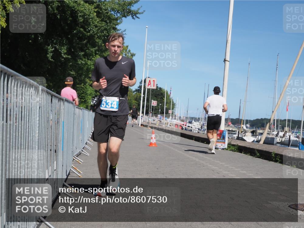 17.08.2025 - KN Förde Triathlon 2025 KatJ http://msf.ph/oto/8607530 17.08.2025 13:53:11 Laufen 514, 534 meine-sportfotos.de