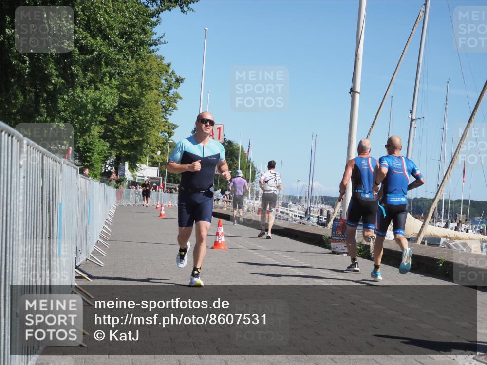 17.08.2025 - KN Förde Triathlon 2025 KatJ http://msf.ph/oto/8607531 17.08.2025 12:00:28 Laufen 331 meine-sportfotos.de