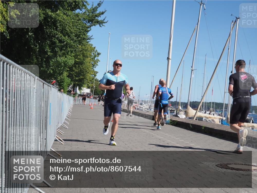 17.08.2025 - KN Förde Triathlon 2025 KatJ http://msf.ph/oto/8607544 17.08.2025 12:00:28 Laufen 331 meine-sportfotos.de