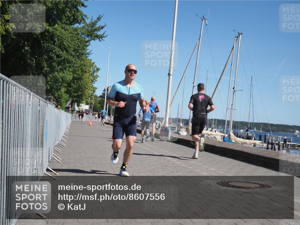 17.08.2025 - KN Förde Triathlon 2025 KatJ http://msf.ph/oto/8607556 17.08.2025 12:00:29 Laufen 331 meine-sportfotos.de