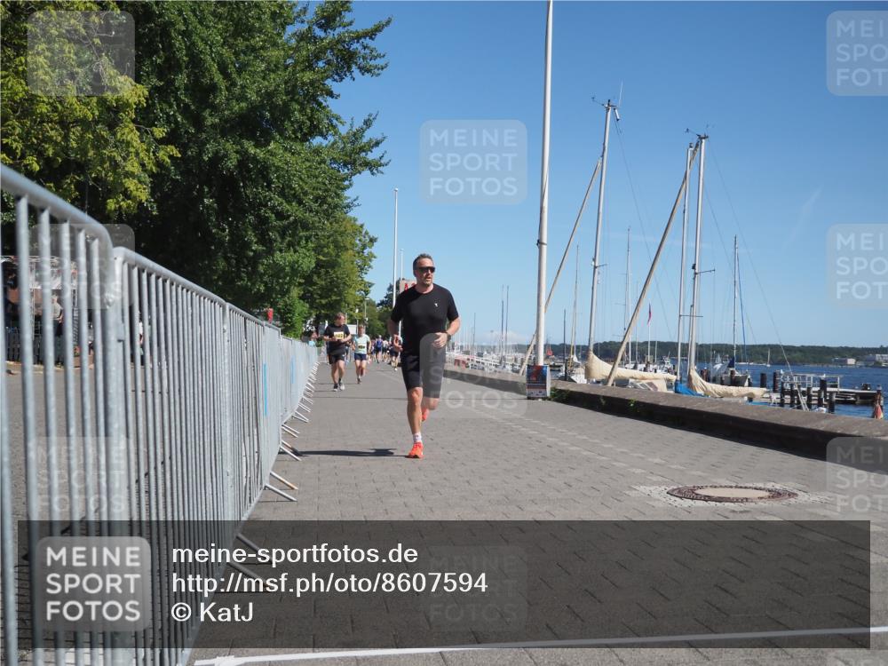 17.08.2025 - KN Förde Triathlon 2025 KatJ http://msf.ph/oto/8607594 17.08.2025 12:00:47 Laufen 281, 602, 638 meine-sportfotos.de