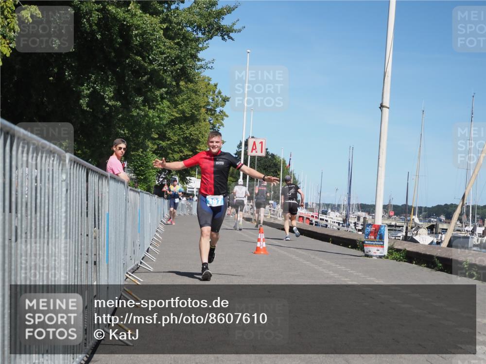 17.08.2025 - KN Förde Triathlon 2025 KatJ http://msf.ph/oto/8607610 17.08.2025 13:53:34 Laufen 397 meine-sportfotos.de