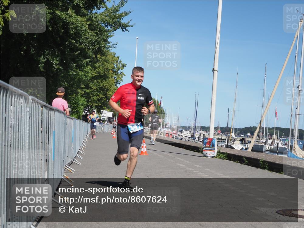 17.08.2025 - KN Förde Triathlon 2025 KatJ http://msf.ph/oto/8607624 17.08.2025 13:53:35 Laufen 397 meine-sportfotos.de