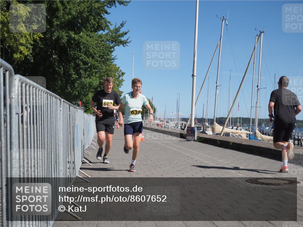 17.08.2025 - KN Förde Triathlon 2025 KatJ http://msf.ph/oto/8607652 17.08.2025 12:00:53 Laufen 602, 638 meine-sportfotos.de