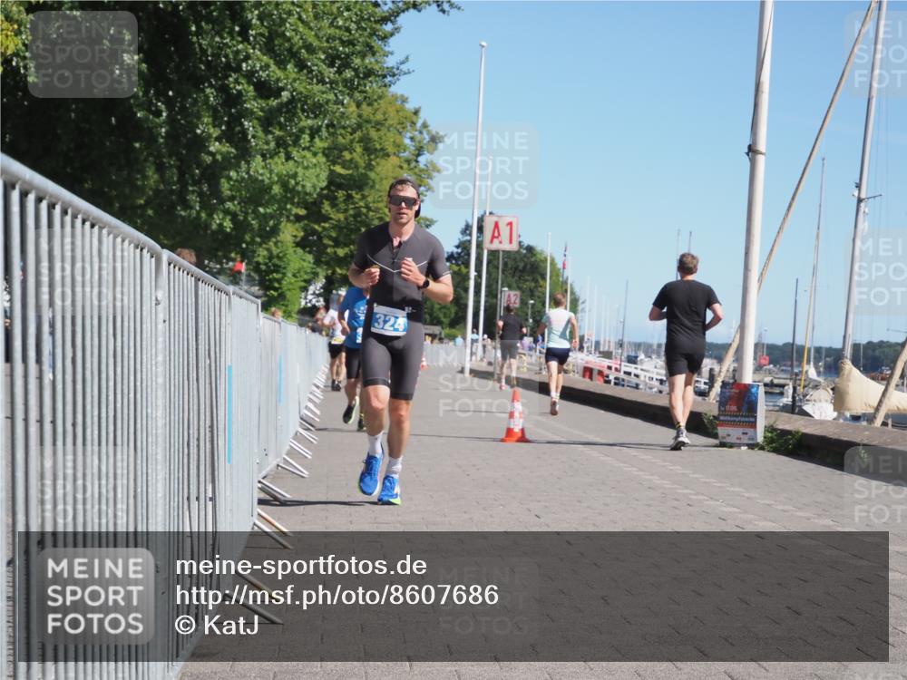 17.08.2025 - KN Förde Triathlon 2025 KatJ http://msf.ph/oto/8607686 17.08.2025 12:01:03 Laufen 324, 377 meine-sportfotos.de