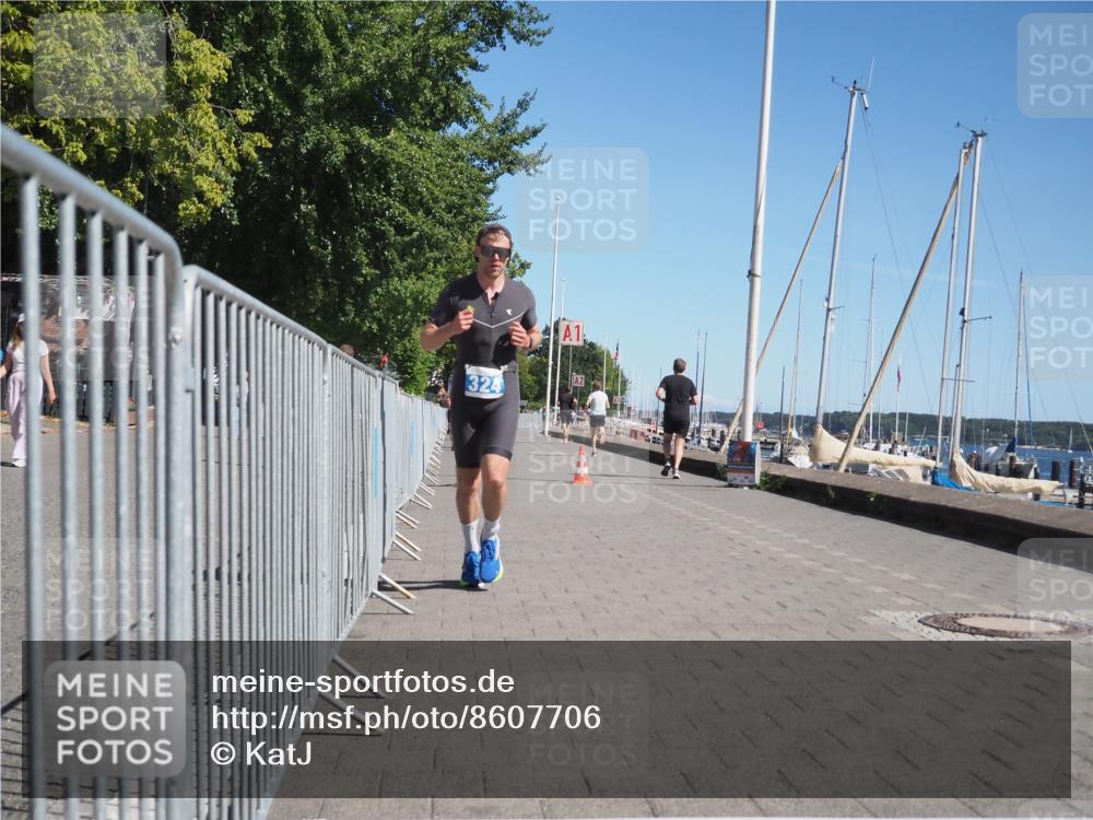 17.08.2025 - KN Förde Triathlon 2025 KatJ http://msf.ph/oto/8607706 17.08.2025 12:01:04 Laufen 324, 377 meine-sportfotos.de