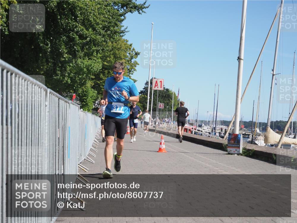 17.08.2025 - KN Förde Triathlon 2025 KatJ http://msf.ph/oto/8607737 17.08.2025 12:01:07 Laufen 284, 300, 324, 377, 632 meine-sportfotos.de