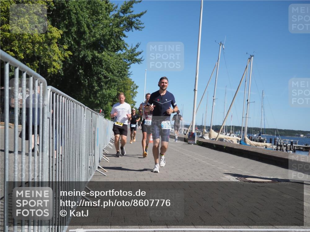 17.08.2025 - KN Förde Triathlon 2025 KatJ http://msf.ph/oto/8607776 17.08.2025 12:01:13 Laufen 284, 300, 318, 377, 390, 632 meine-sportfotos.de