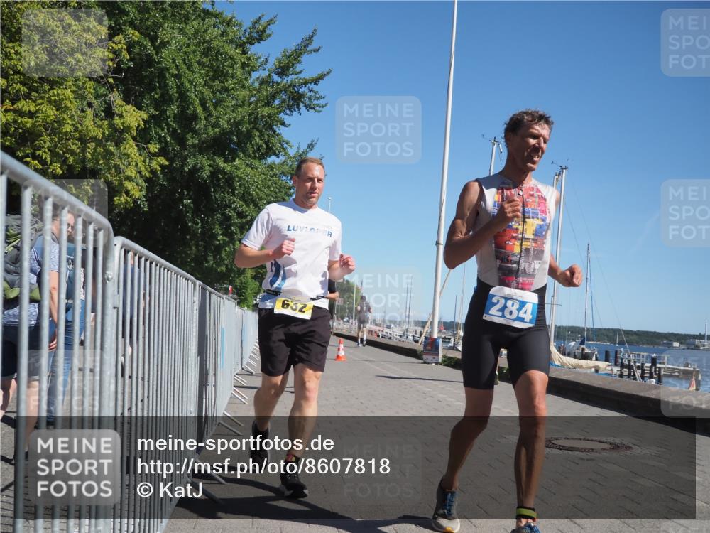 17.08.2025 - KN Förde Triathlon 2025 KatJ http://msf.ph/oto/8607818 17.08.2025 12:01:16 Laufen 284, 300, 318, 390, 631, 632 meine-sportfotos.de