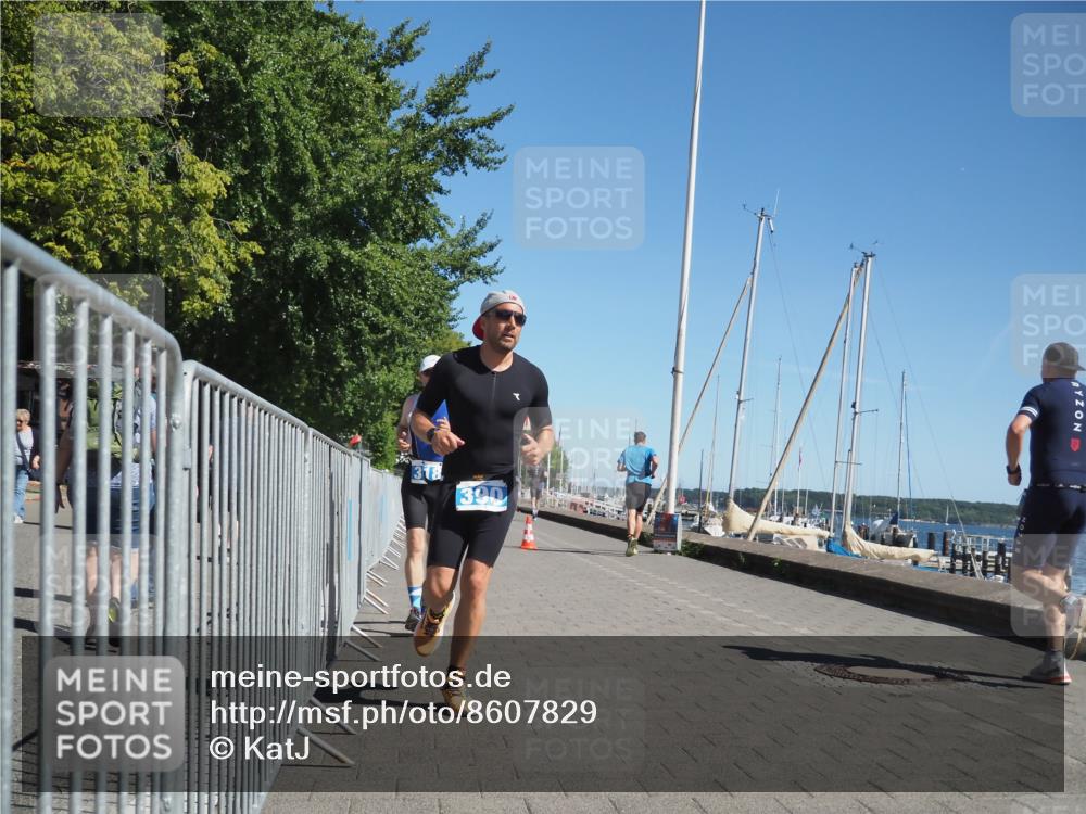 17.08.2025 - KN Förde Triathlon 2025 KatJ http://msf.ph/oto/8607829 17.08.2025 12:01:18 Laufen 284, 318, 390, 631, 632 meine-sportfotos.de
