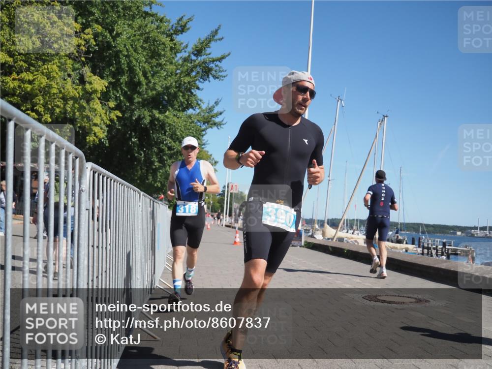 17.08.2025 - KN Förde Triathlon 2025 KatJ http://msf.ph/oto/8607837 17.08.2025 12:01:19 Laufen 284, 318, 390, 631, 632 meine-sportfotos.de