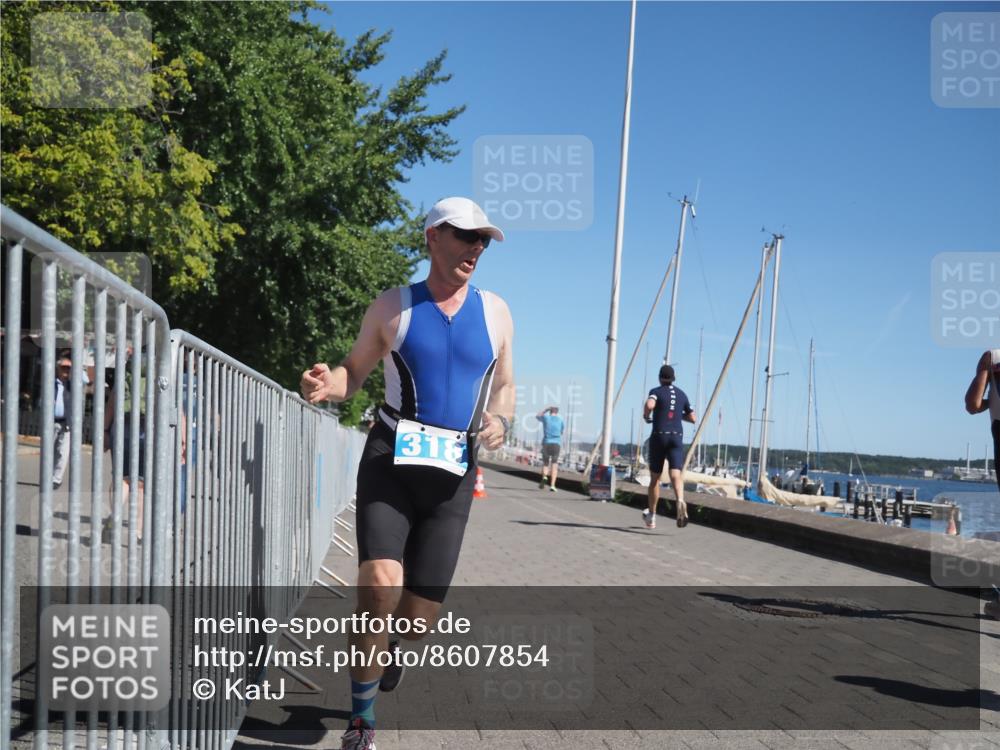 17.08.2025 - KN Förde Triathlon 2025 KatJ http://msf.ph/oto/8607854 17.08.2025 12:01:19 Laufen 284, 318, 390, 631, 632 meine-sportfotos.de