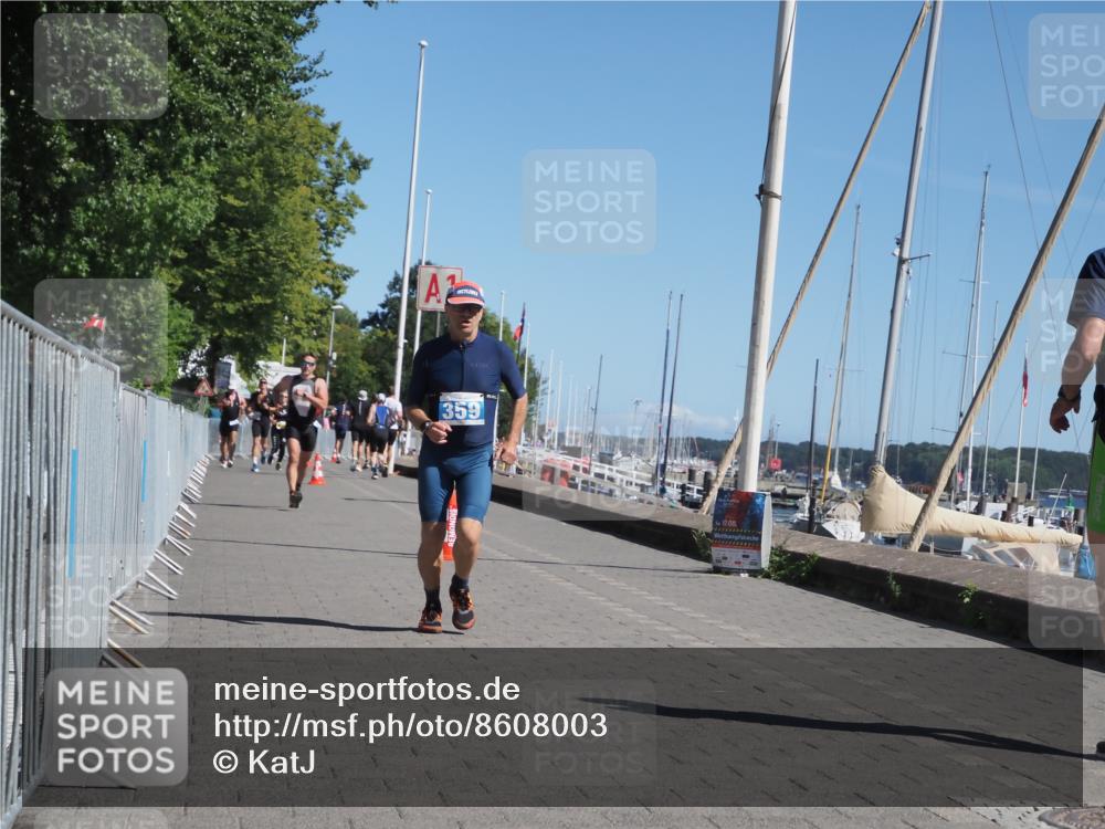 17.08.2025 - KN Förde Triathlon 2025 KatJ http://msf.ph/oto/8608003 17.08.2025 12:01:38 Laufen 343, 359 meine-sportfotos.de