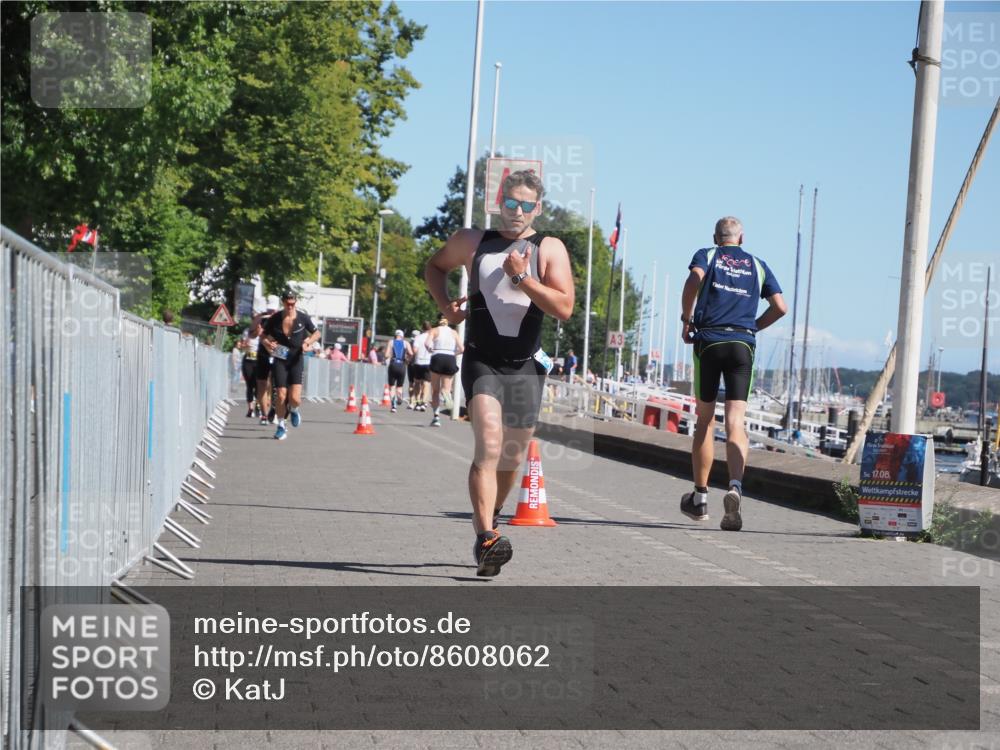 17.08.2025 - KN Förde Triathlon 2025 KatJ http://msf.ph/oto/8608062 17.08.2025 12:01:42 Laufen 343, 359 meine-sportfotos.de