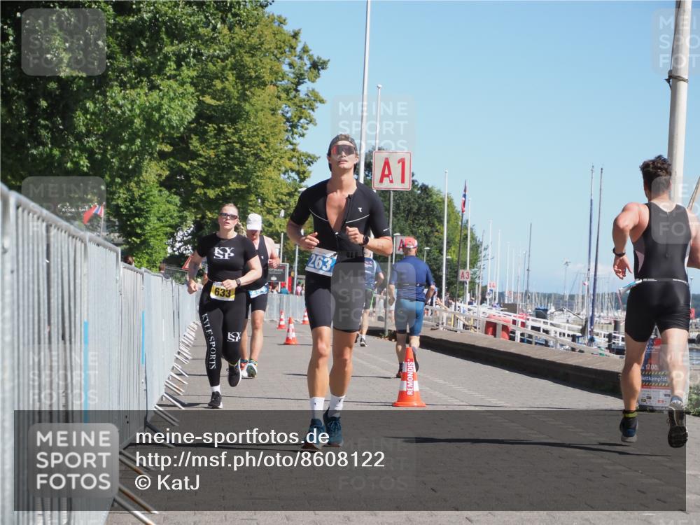 17.08.2025 - KN Förde Triathlon 2025 KatJ http://msf.ph/oto/8608122 17.08.2025 12:01:51 Laufen 263, 294, 633 meine-sportfotos.de