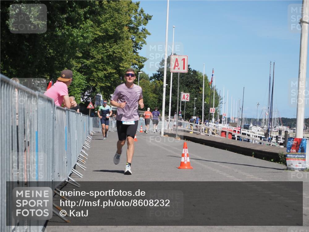 17.08.2025 - KN Förde Triathlon 2025 KatJ http://msf.ph/oto/8608232 17.08.2025 13:56:31 Laufen 504 meine-sportfotos.de