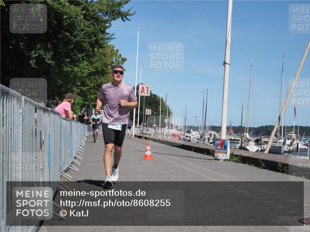 17.08.2025 - KN Förde Triathlon 2025 KatJ http://msf.ph/oto/8608255 17.08.2025 13:56:33 Laufen 504 meine-sportfotos.de