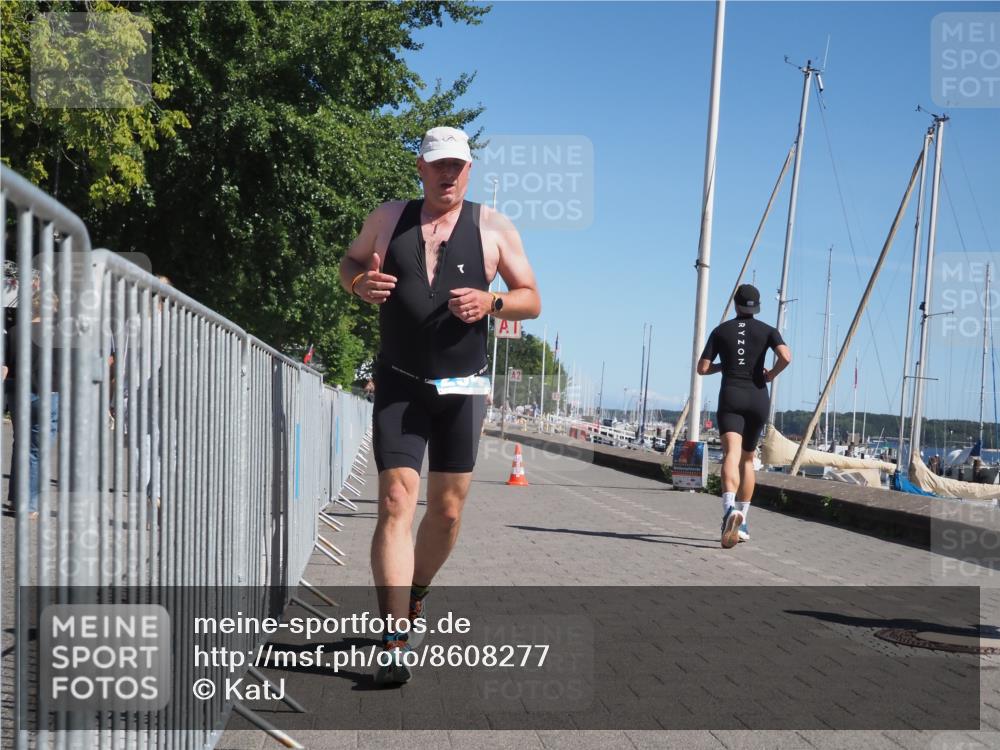17.08.2025 - KN Förde Triathlon 2025 KatJ http://msf.ph/oto/8608277 17.08.2025 12:02:00 Laufen 294, 379, 611 meine-sportfotos.de