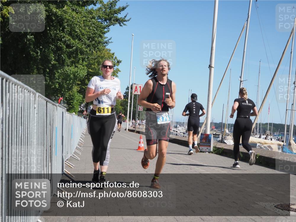 17.08.2025 - KN Förde Triathlon 2025 KatJ http://msf.ph/oto/8608303 17.08.2025 12:02:02 Laufen 294, 379, 611 meine-sportfotos.de