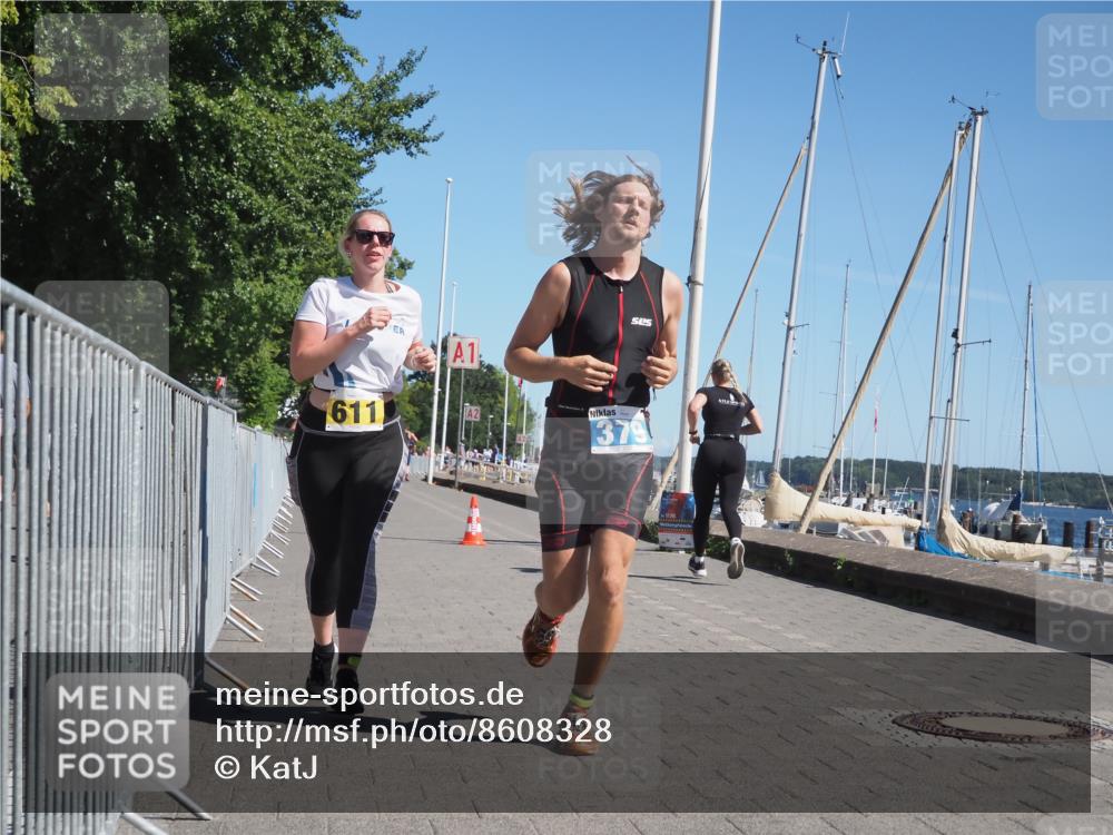 17.08.2025 - KN Förde Triathlon 2025 KatJ http://msf.ph/oto/8608328 17.08.2025 12:02:03 Laufen 294, 341, 379, 611 meine-sportfotos.de