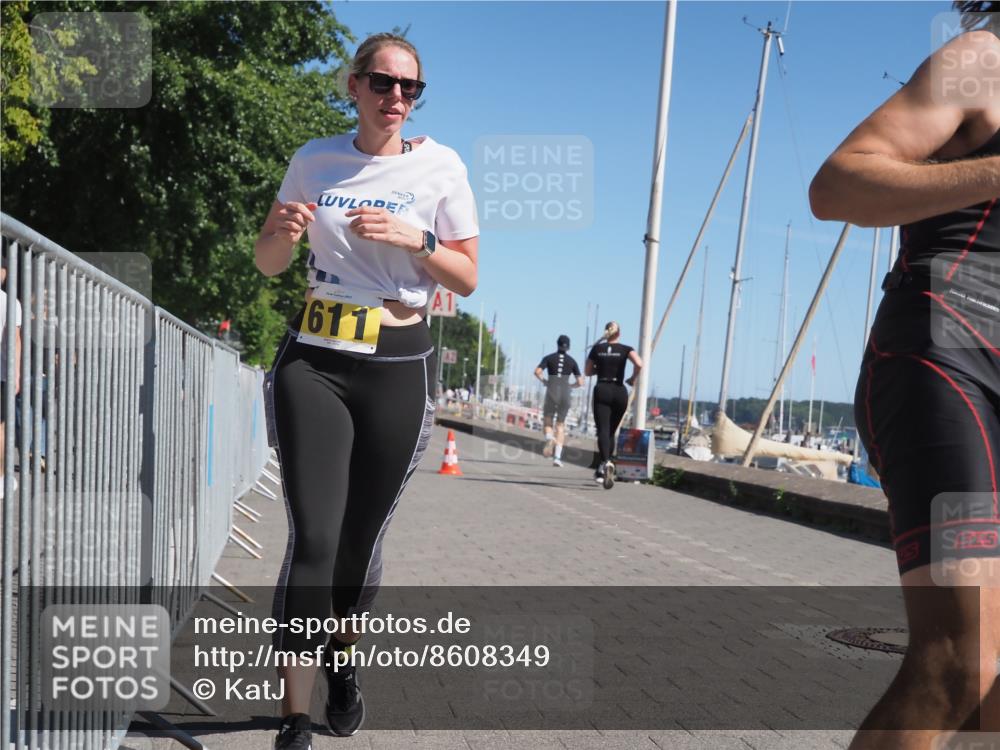 17.08.2025 - KN Förde Triathlon 2025 KatJ http://msf.ph/oto/8608349 17.08.2025 12:02:04 Laufen 341, 379, 611 meine-sportfotos.de