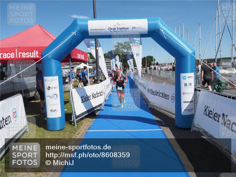 17.08.2025 - KN Förde Triathlon 2025 MichiJ http://msf.ph/oto/8608359 17.08.2025 12:29:53 Laufen 332, 634 meine-sportfotos.de