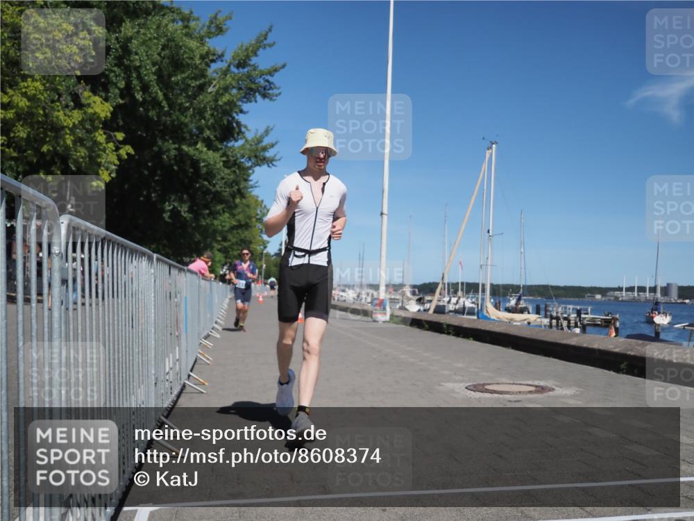 17.08.2025 - KN Förde Triathlon 2025 KatJ http://msf.ph/oto/8608374 17.08.2025 13:57:09 Laufen 510, 541 meine-sportfotos.de